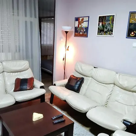 Apartment Lux *